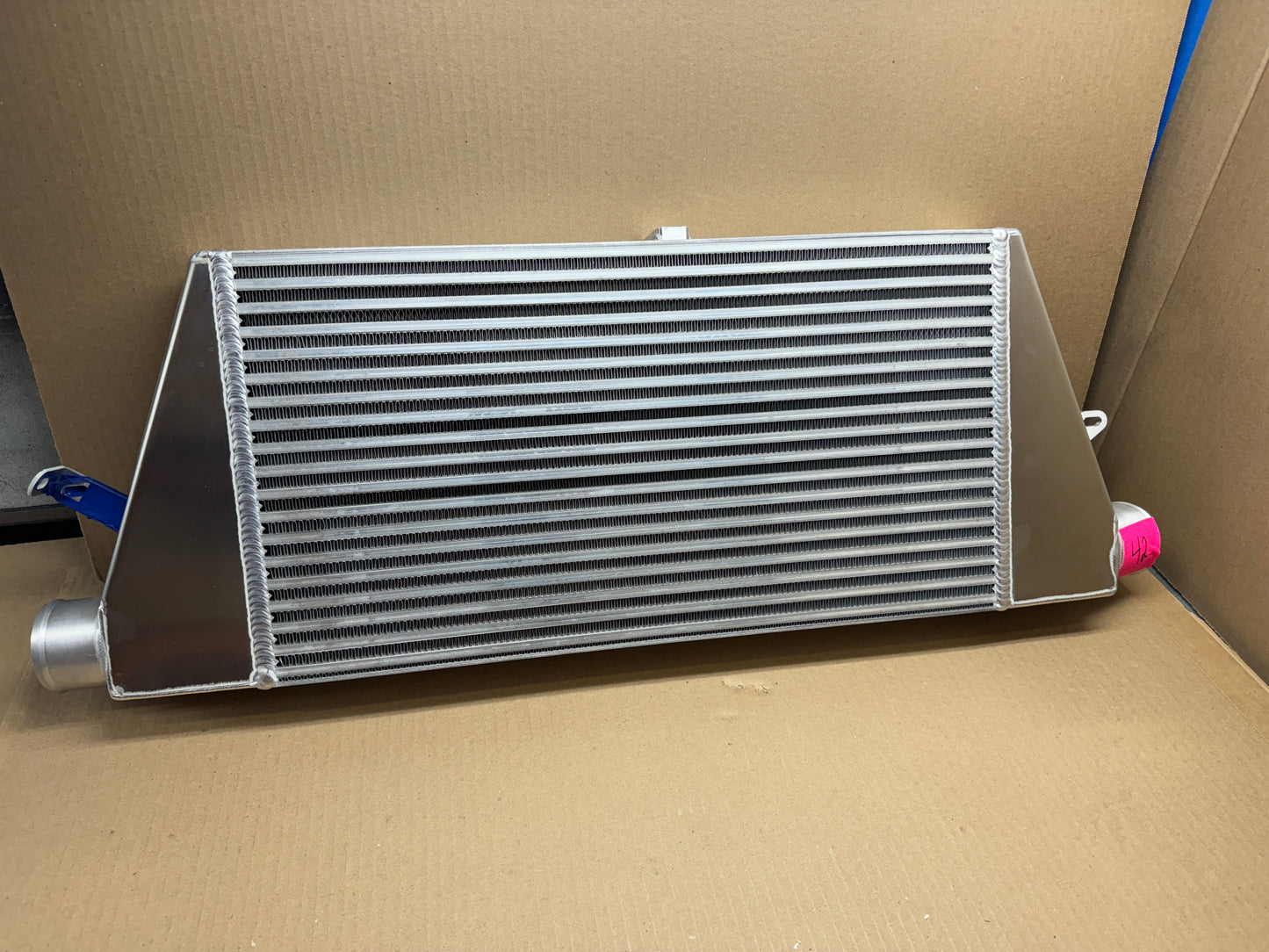 03-06 Mitsubishi Evo 8/9 Wide Tank 3.5" Intercooler Blemished #42